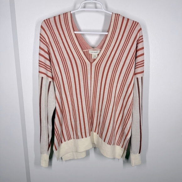 Club Monaco Birdseye Stripe V-Neck Sweater - Picture 8 of 11
